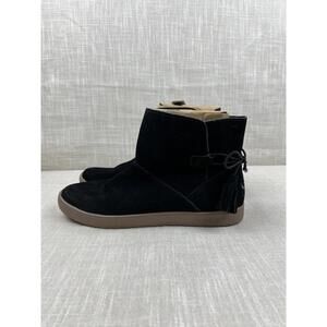 Koolaburra by UGG Women's Black Ankle Boots Size 9